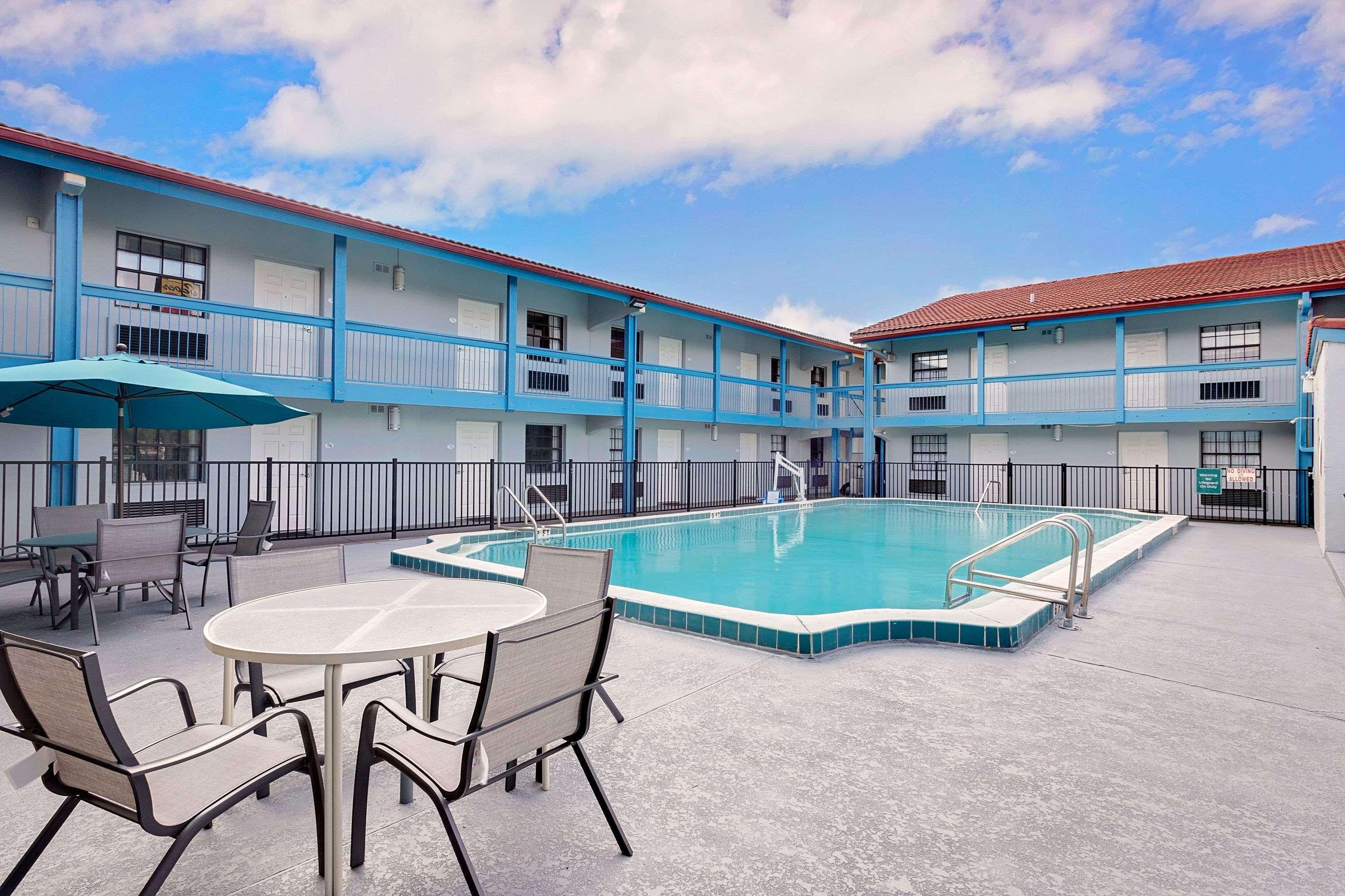 Baymont By Wyndham Jacksonville Orange Park Eksteriør bilde
